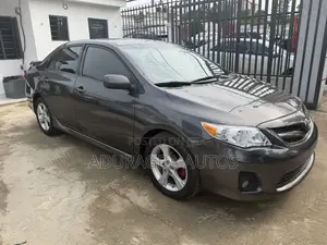 Toyota Corolla S 4dr Sedan (1.8L 4cyl 4A) 2013 Gray