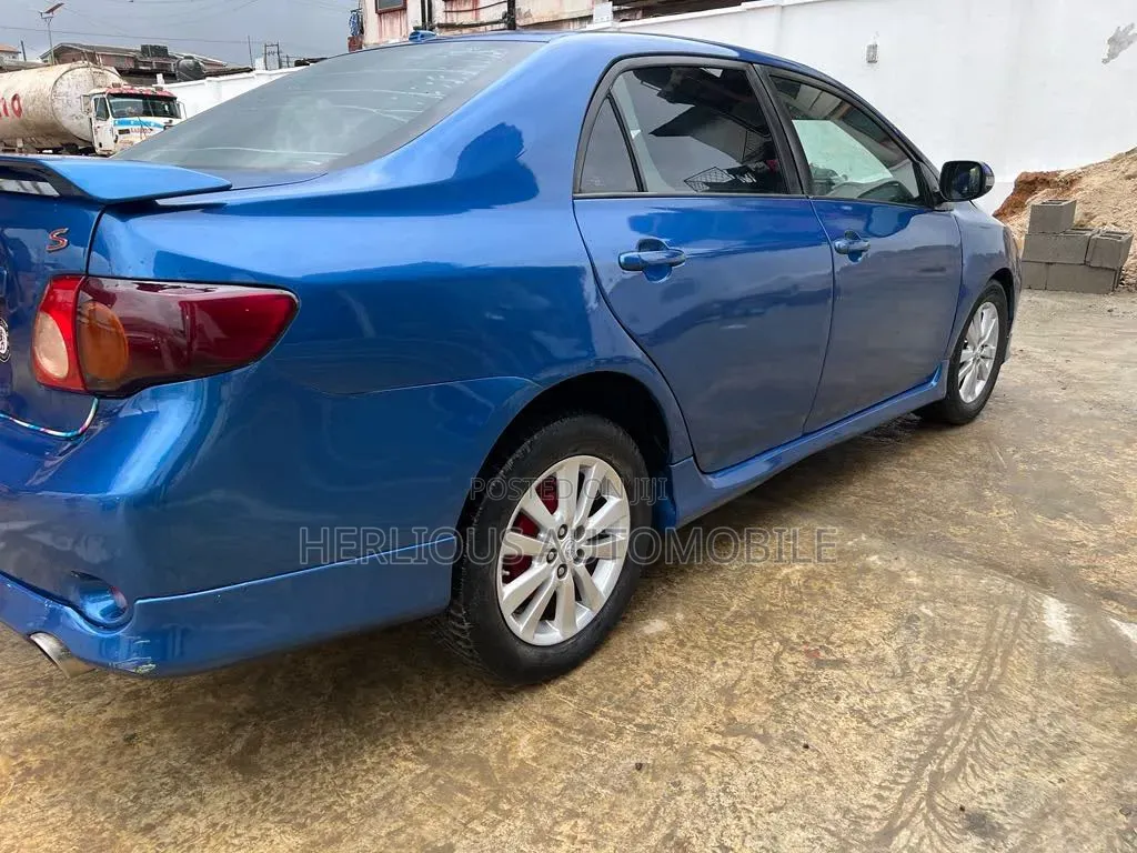 Toyota Corolla 2009 Blue