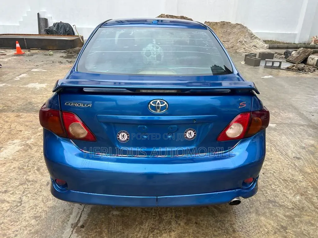 Toyota Corolla 2009 Blue