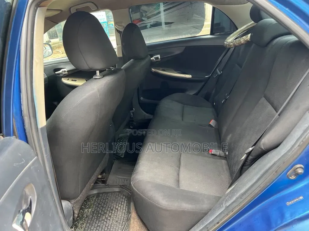 Toyota Corolla 2009 Blue