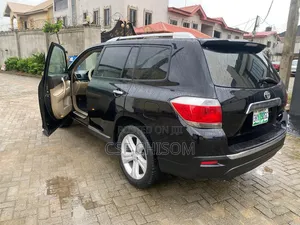 Toyota Highlander Limited 2010 Black