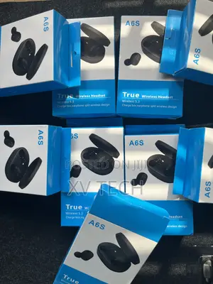 TWS Bluetooth Earbuds