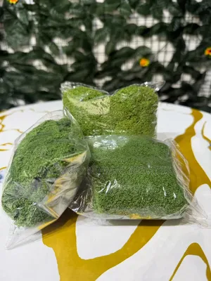 Green Artificial Moss Topper