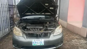 Toyota Matrix 2005 Silver