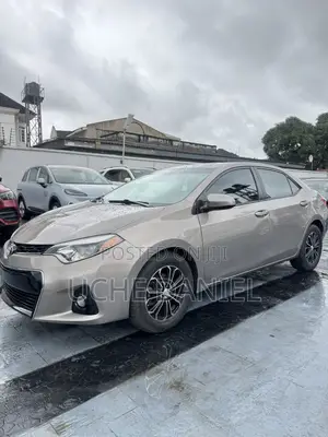 Toyota Corolla 2016 Beige