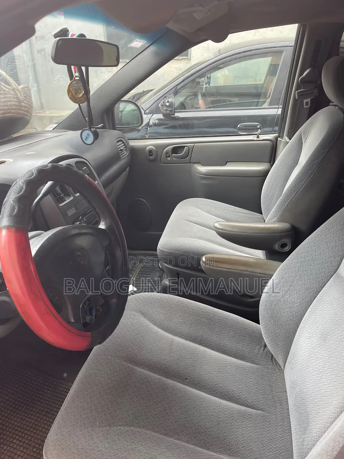 Dodge Caravan 2006 Blue