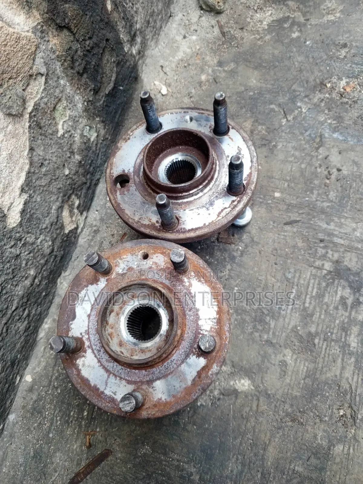 Front Hub Ford Explorer
