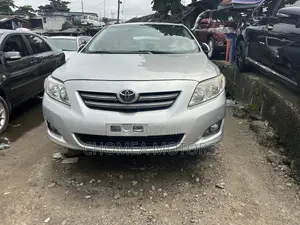 Toyota Corolla 2010 Gold