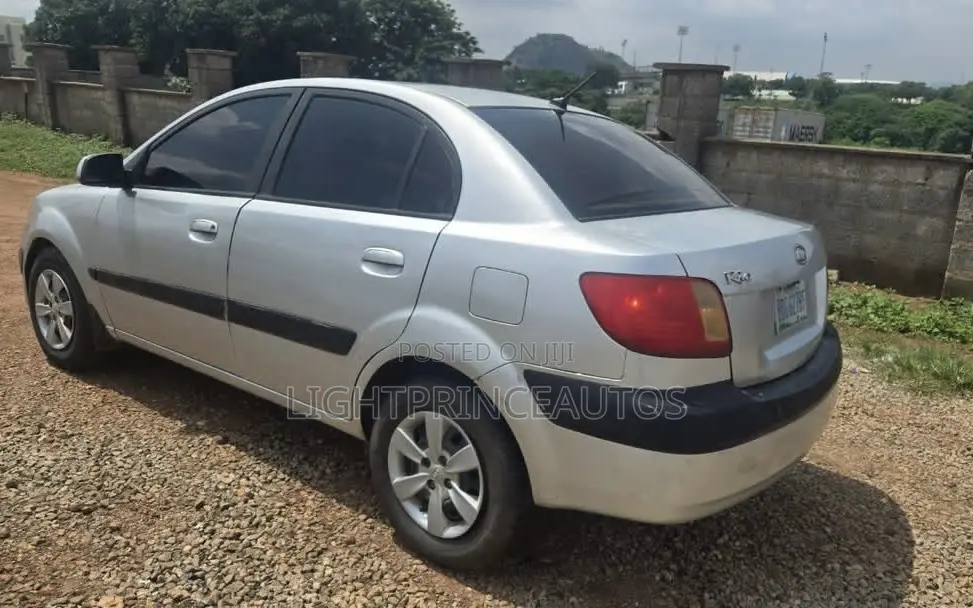 Kia Rio 2007 Silver
