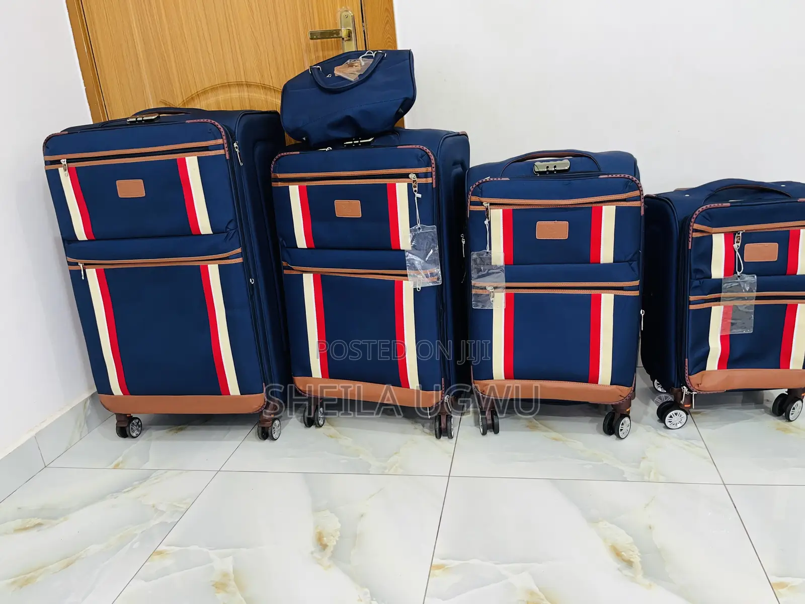 Travelling Luggage Box