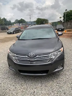 Toyota Venza AWD 2010 Gray