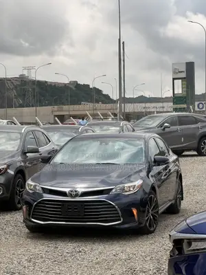 Toyota Avalon XLE Premium (3.5L 6cyl 6A) 2018 Blue