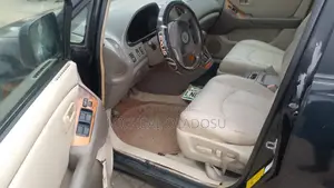 Lexus RX 2000 White
