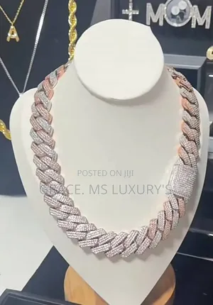 Men's Luxury Iced Out Cuban Chain Necklace – Premium
