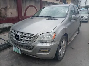 Mercedes-Benz M Class 2011 Gold