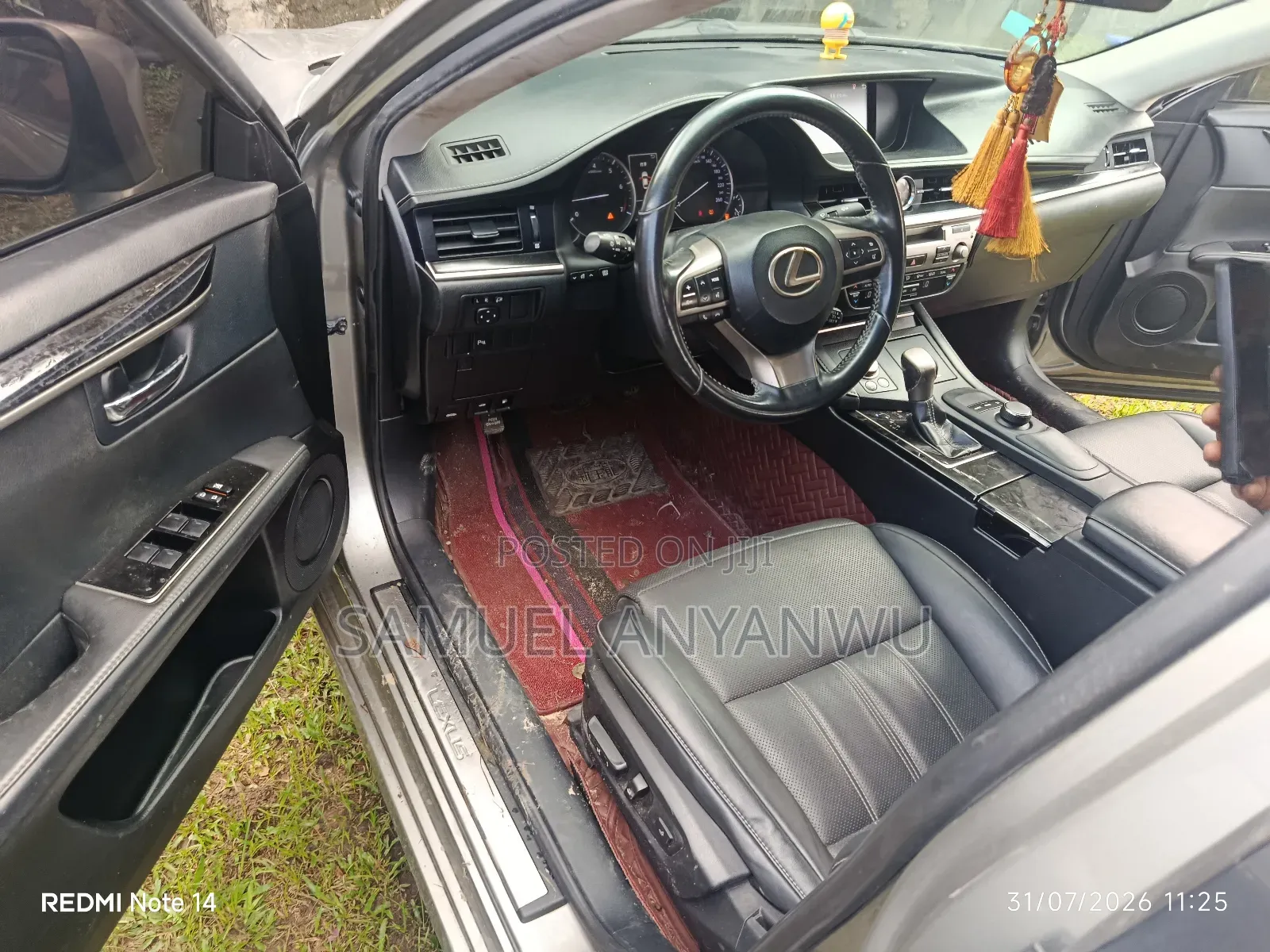 Lexus ES 2019 Silver