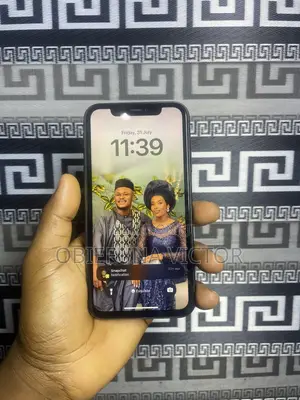 Apple iPhone 11 64 GB Black