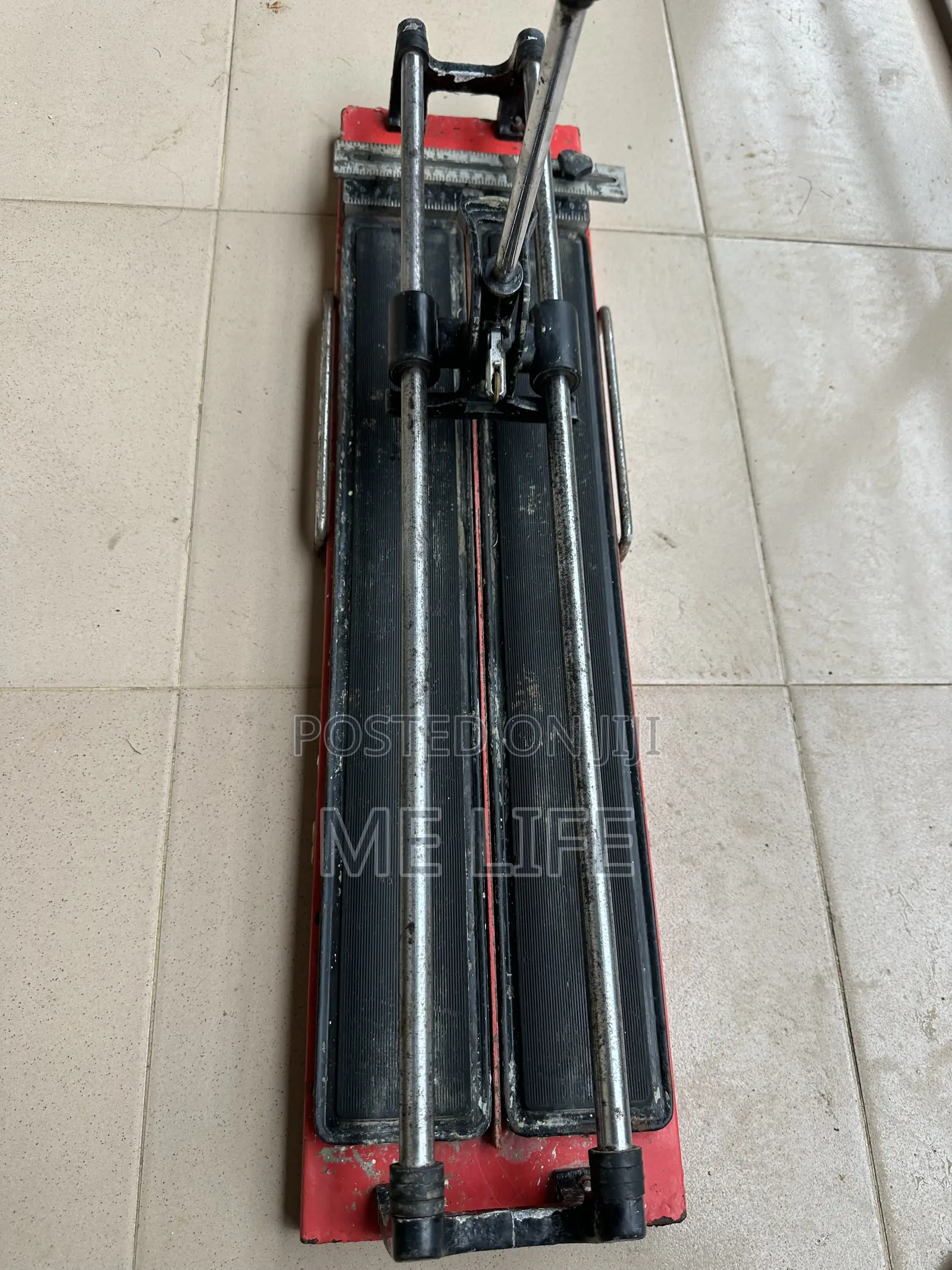 Manual Tiles Cutting Machine