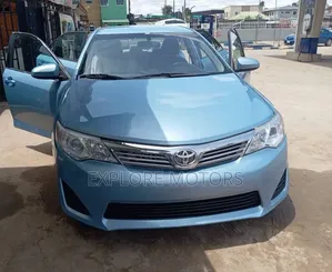 Toyota Camry 2013 Blue