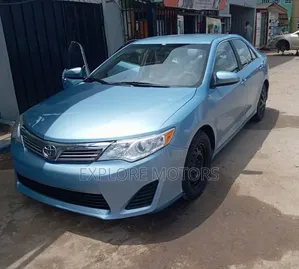 Toyota Camry 2013 Blue