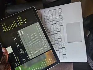 Laptop Microsoft Surface Book 8GB Intel Core i5 SSD 128GB