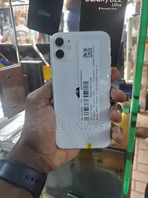 Apple iPhone 11 64 GB White