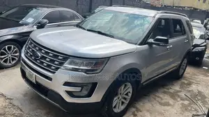 Ford Explorer 2017 Silver