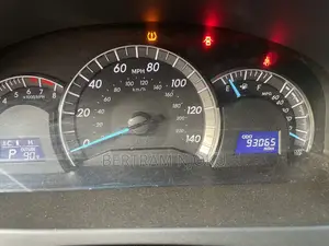 Toyota Camry SE 4dr Sedan (2.5L 4cyl 6A) 2013 Gray