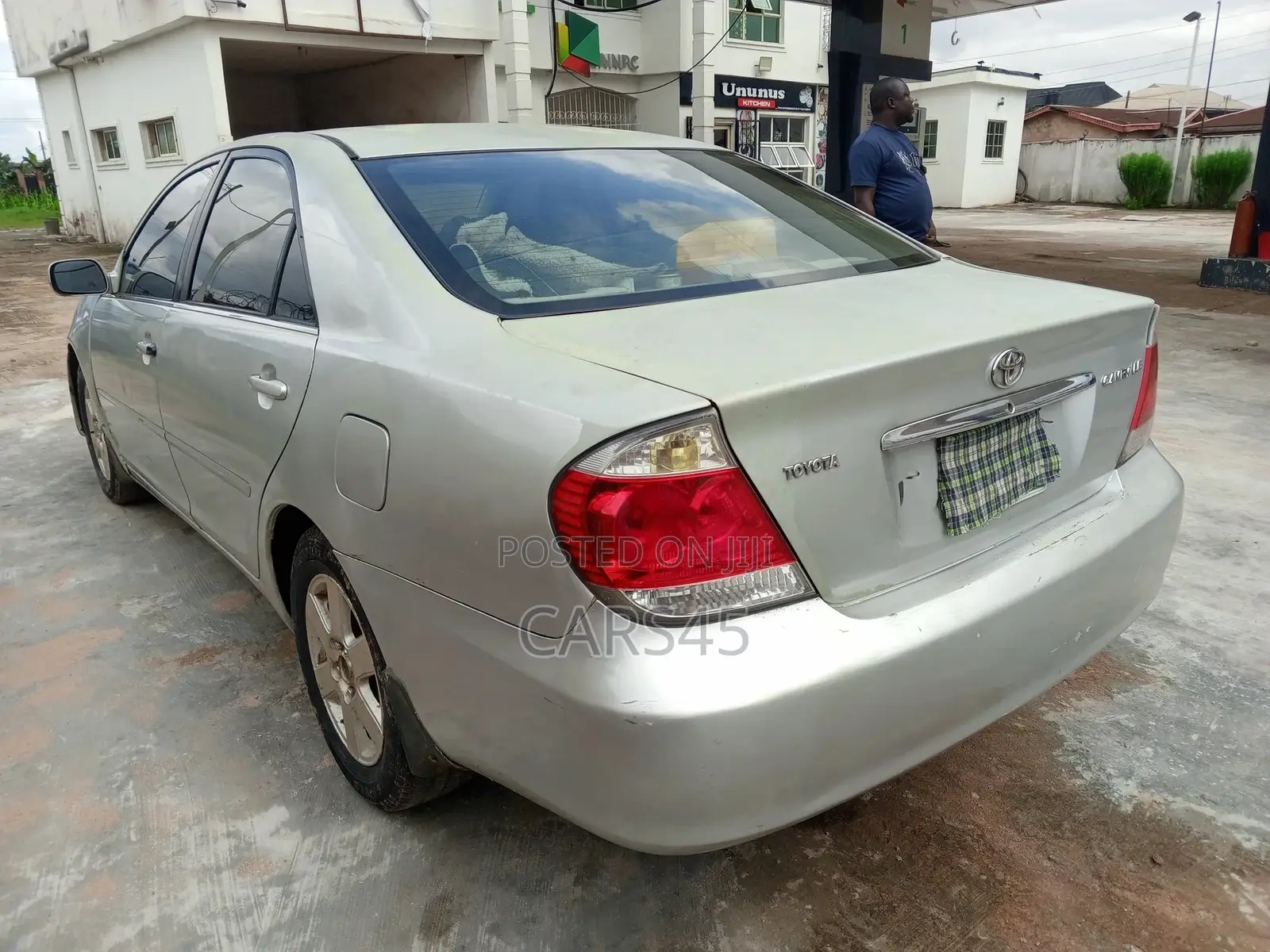 Toyota Camry 2005 Silver