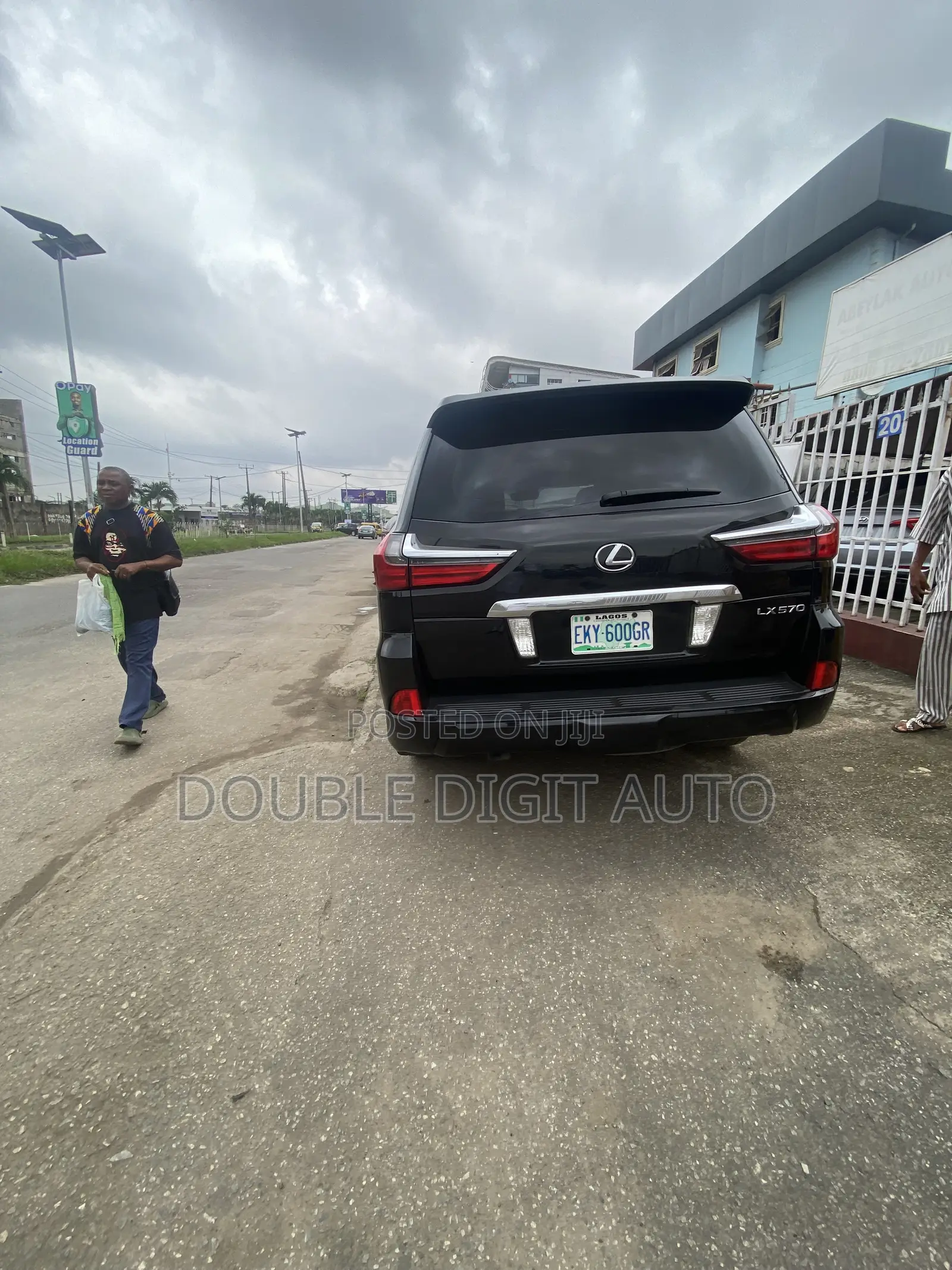 Lexus LX 2016 Black