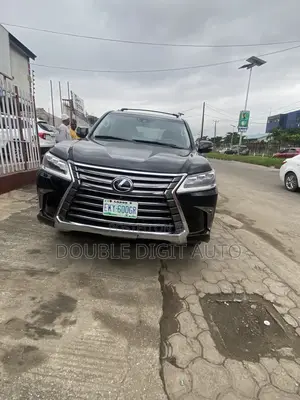 Lexus LX 2016 Black
