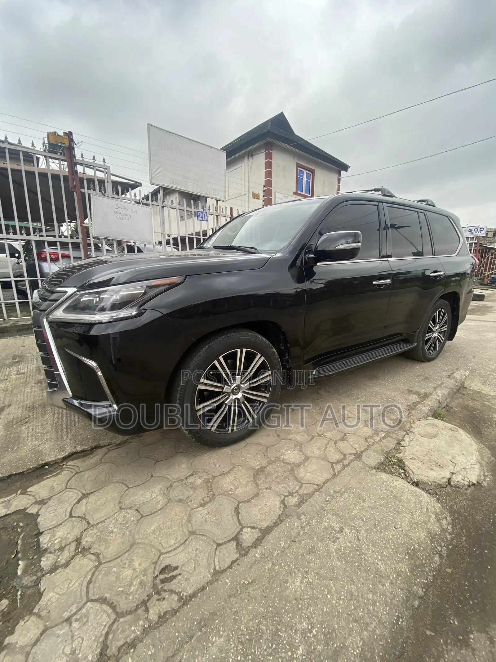 Lexus LX 2016 Black