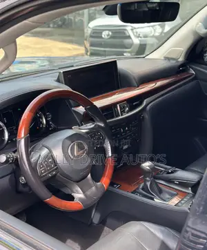 Lexus LX 570 AWD 2019 Gray