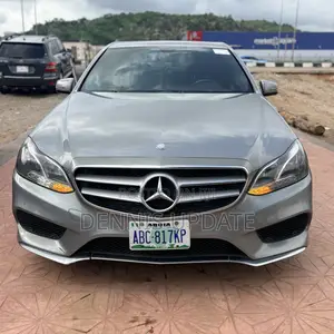 Mercedes-Benz E350 Base 2dr Cabriolet RWD (3.5L 6cyl 7A) 2014 Gray