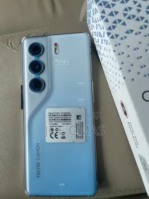 Tecno Camon 40 Pro 5G 256 GB Blue