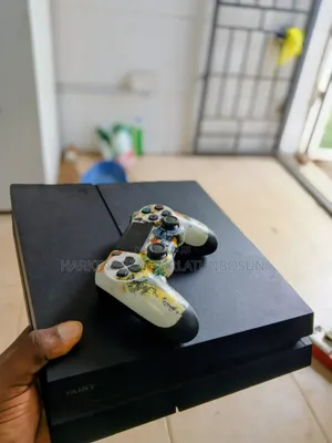 Ps4 Console