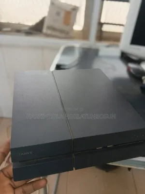 Ps4 Console