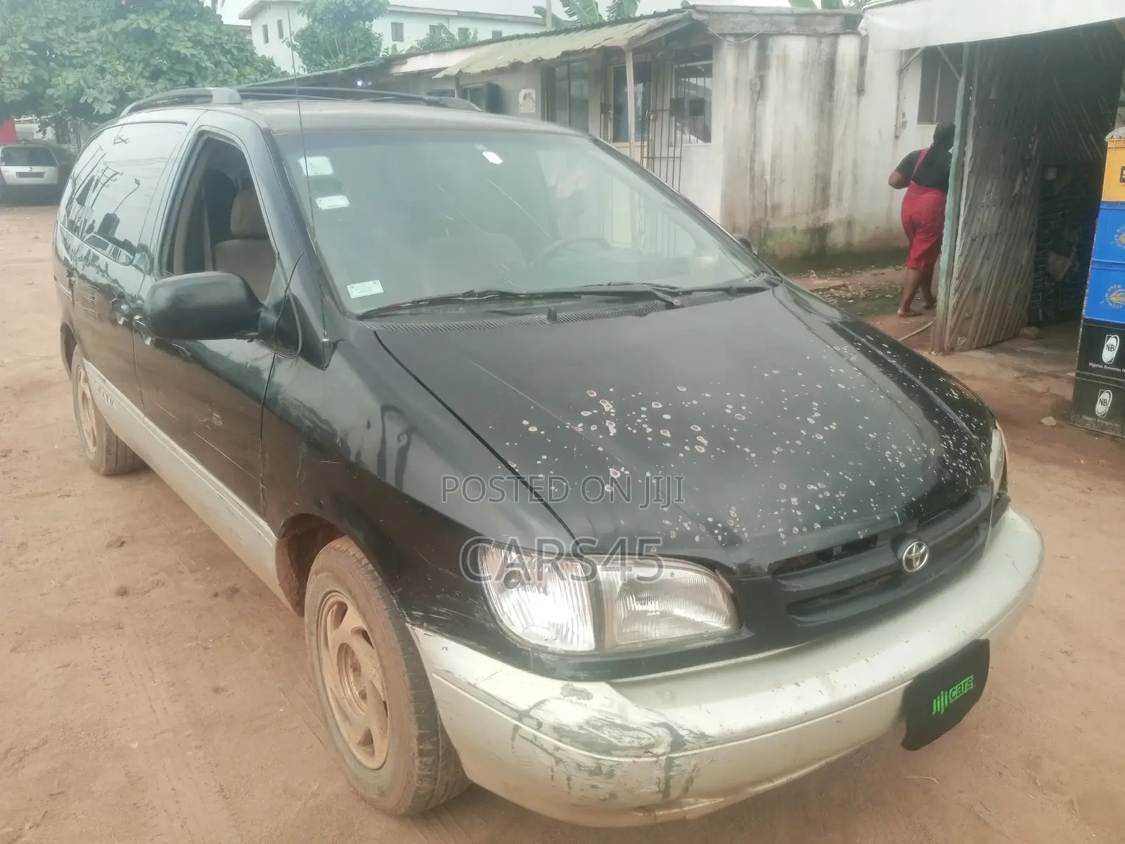 Toyota Sienna CE & 1 hatch 2000