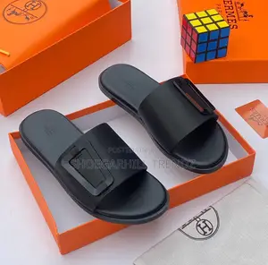 Quality Men Hermes Palm Slippers Comfort Meets Modern Style