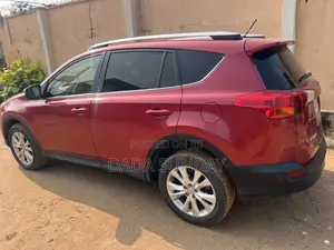 Toyota RAV4 2016 Red
