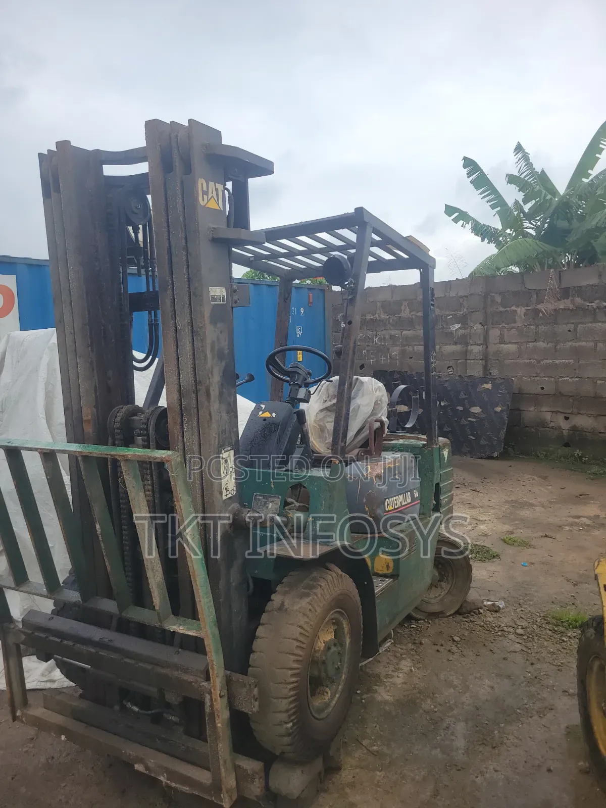 3 Tonns Caterpillar Folklift