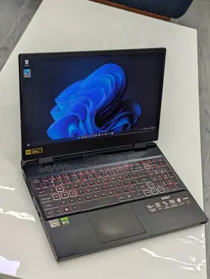 Laptop Acer Predator Helios Neo 16 32GB AMD Ryzen 7 SSD 1T