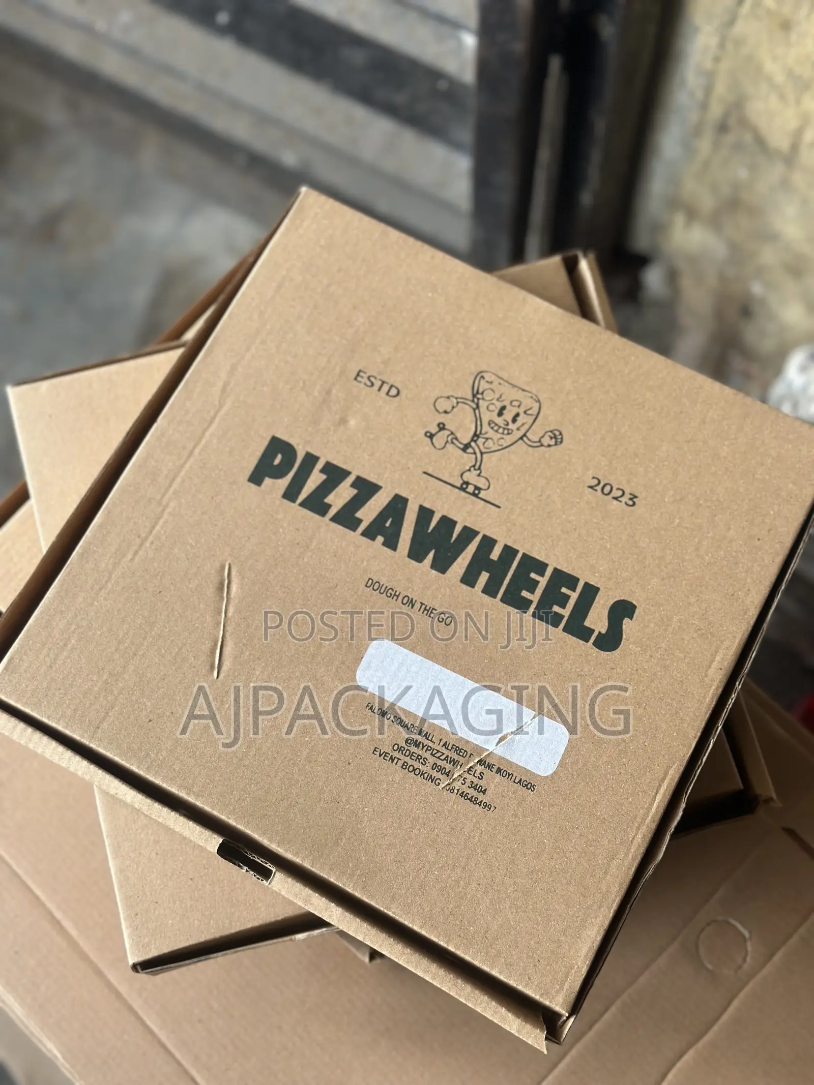 Branded Plain Pizza Boxes | Custom Sizes Available