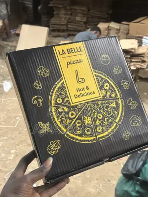 Branded Plain Pizza Boxes | Custom Sizes Available