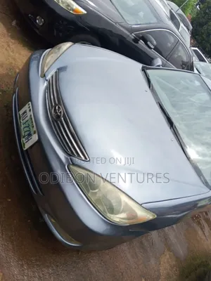 Toyota Camry 2005 Blue