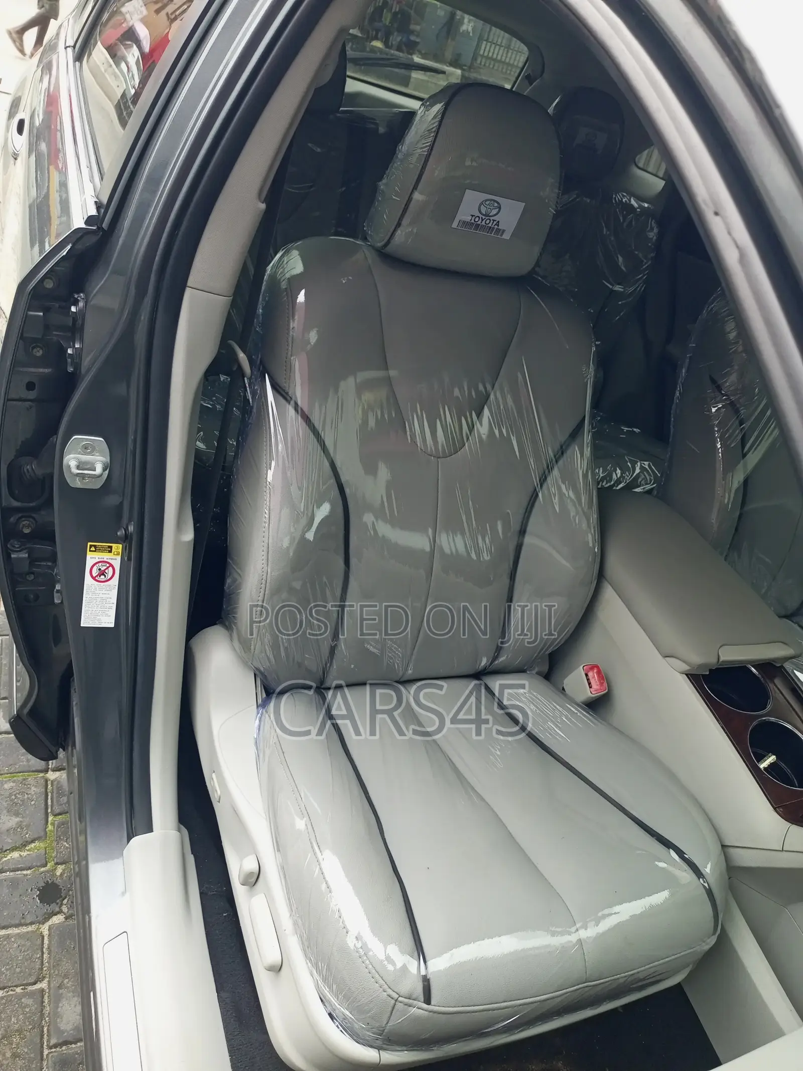 Toyota Venza 2012 Silver