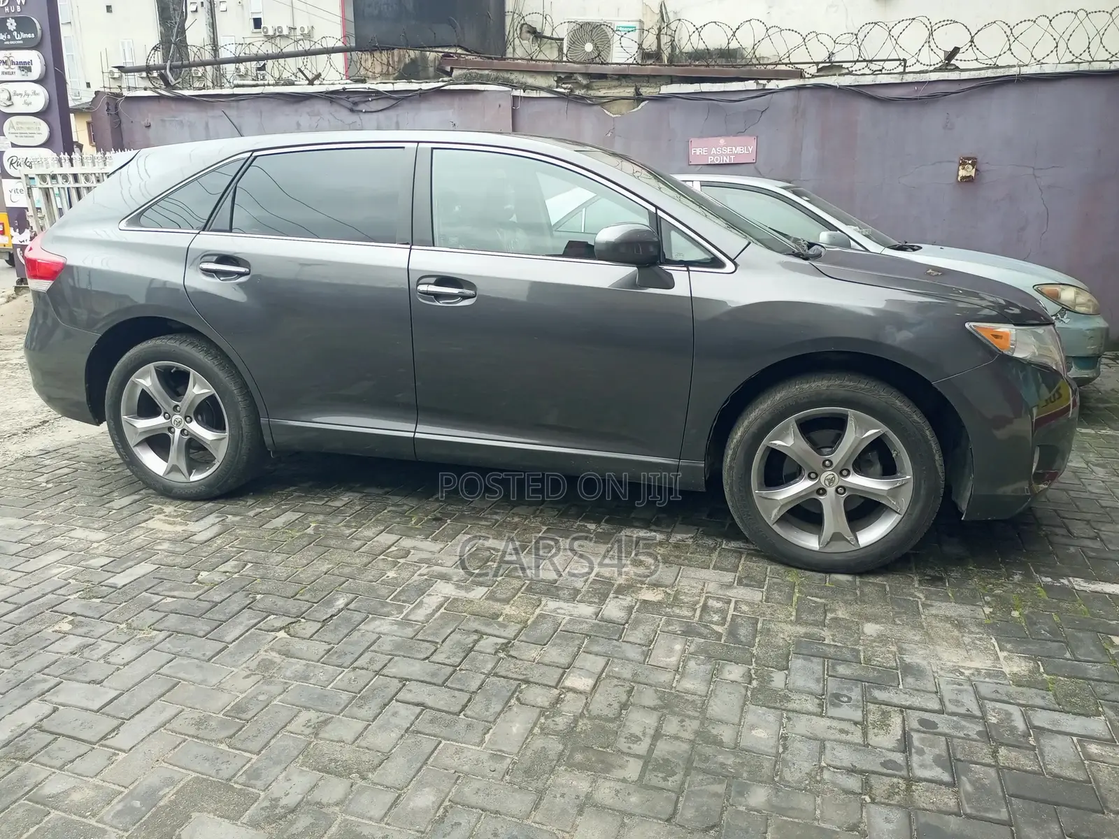 Toyota Venza 2012 Silver