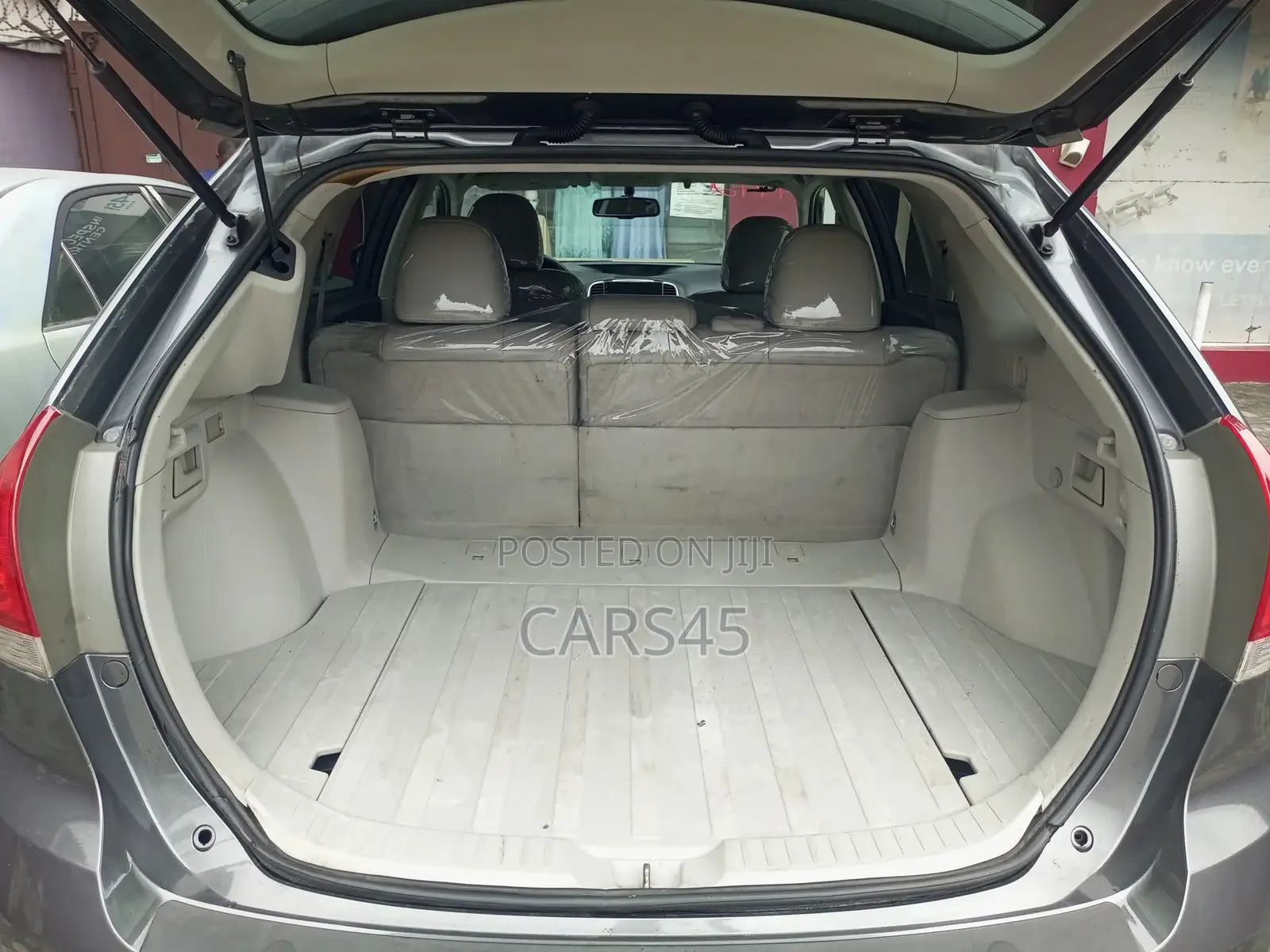Toyota Venza 2012 Silver