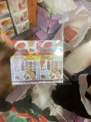 Veet Gold Tumeric Whitening Soap (1pck) 6pcs