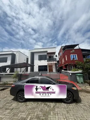 5bdrm Duplex in Lekki County Homes, Ikota for sale
